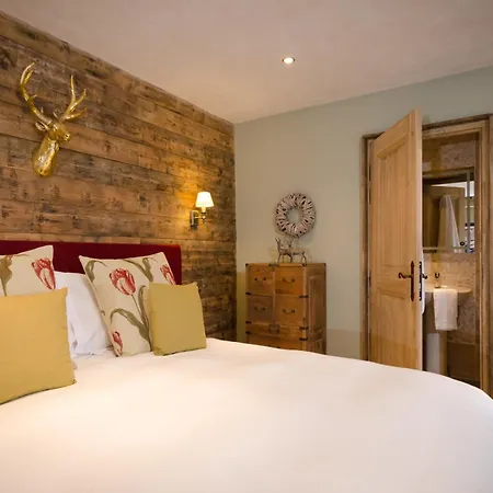 Black Diamond Sainte Foy Chalets-2
